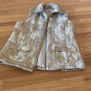 Chico’s Cream & Metallic Puffer Vest Size 8-10